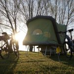 B Turtle: Zelt Anhänger für E Bike Touren